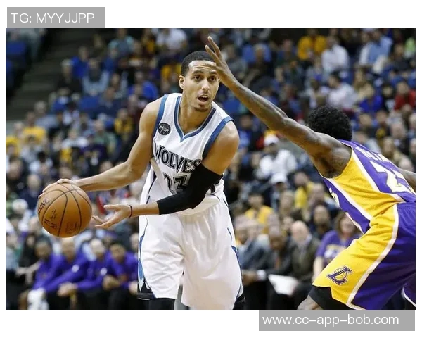 夸梅分析大将军如何利用名气吸引关注马丁只能充当其小弟角色 夸梅分析大将军如何利用名气吸引关注马丁只能充当其小弟角色